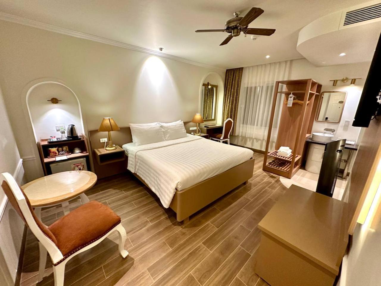 Tulip Hotel 2 Далат Екстер'єр фото