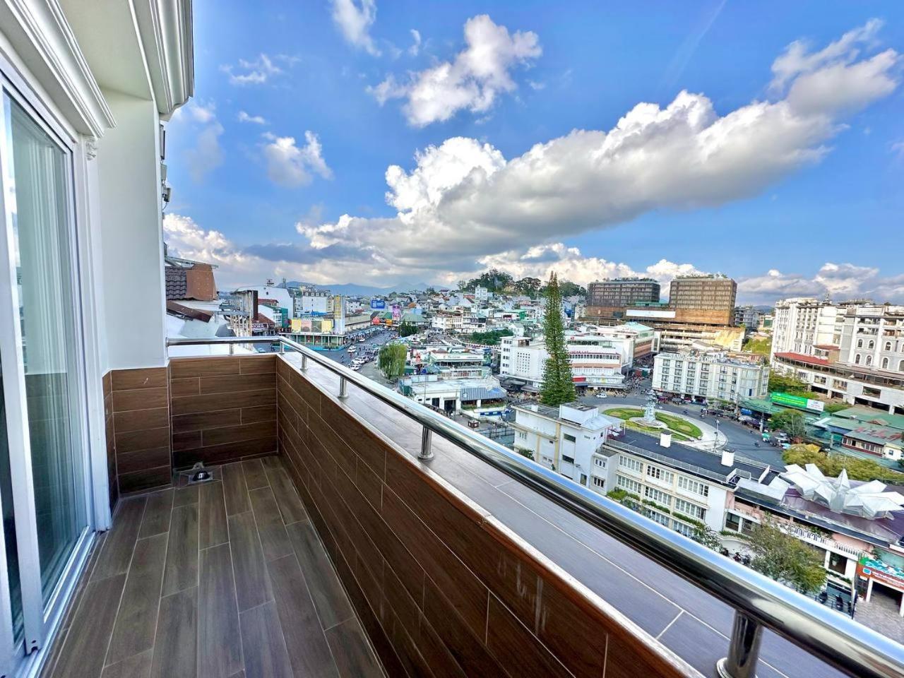 Tulip Hotel 2 Далат Екстер'єр фото