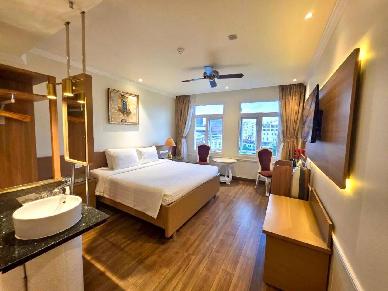 Tulip Hotel 2 Далат Екстер'єр фото