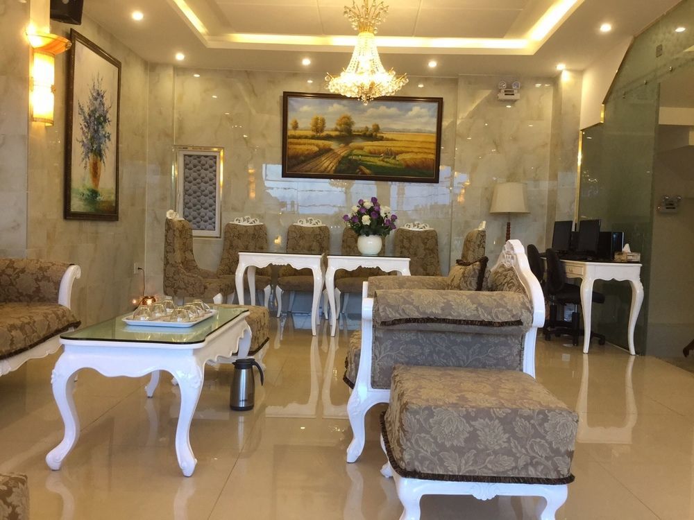 Tulip Hotel 2 Далат Екстер'єр фото