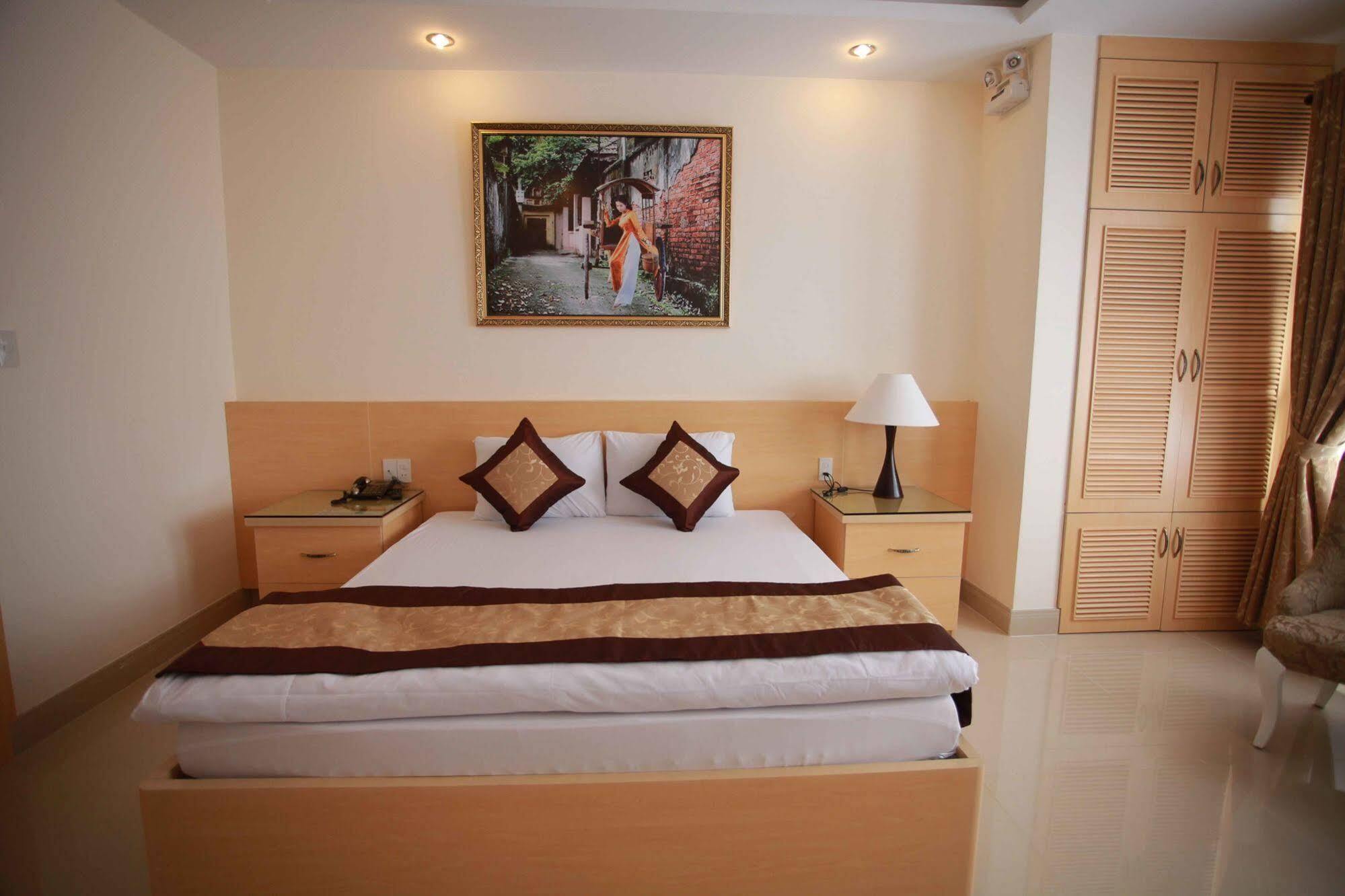 Tulip Hotel 2 Далат Екстер'єр фото